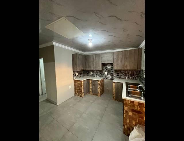1 BEDROOM PROPERTY TO RENT IN BRAAMFISCHERVILLE